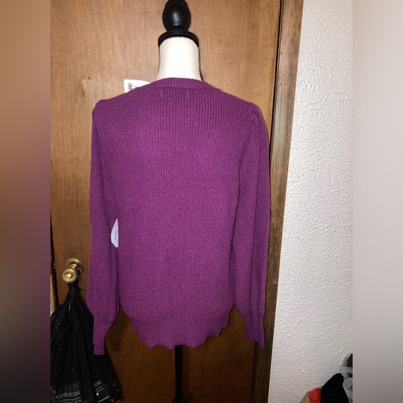 Liz Claiborne sweater - Picture 4 of 5